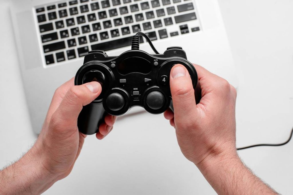 How to Use a PS4 Gaming Controller for PC Without Losing Performance